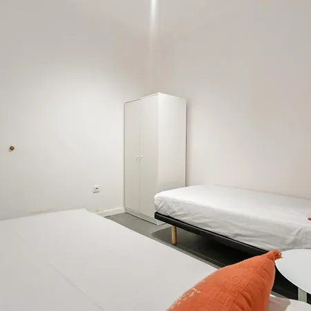 Flateli Espronceda 01 *