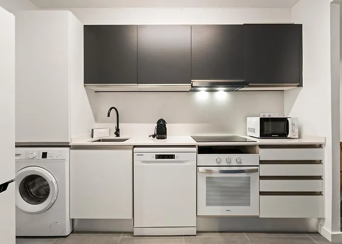 Flateli Espronceda 01 * Βαρκελώνη